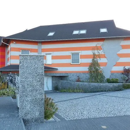 Luxury In Balaton Πανσιόν Balatonlelle