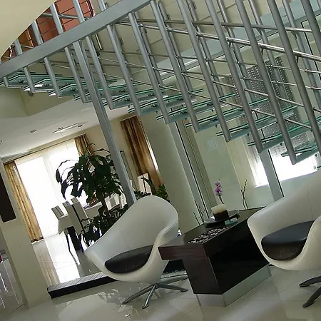 Πανσιόν Luxury In Balaton