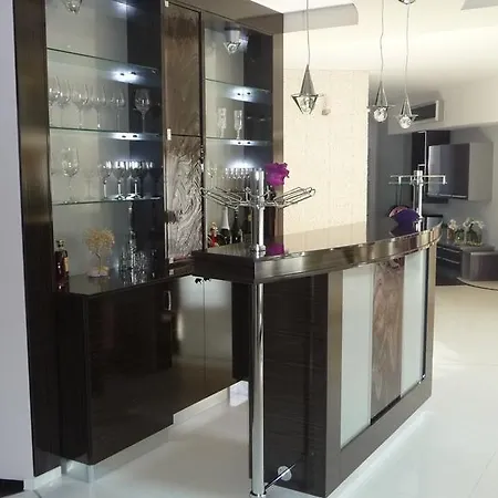 Πανσιόν Luxury In Balaton *